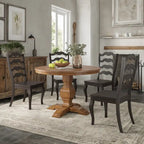 Set da pranzo con piano rotondo in legno massello da 45" e sedie con schienale a pioli alla francese