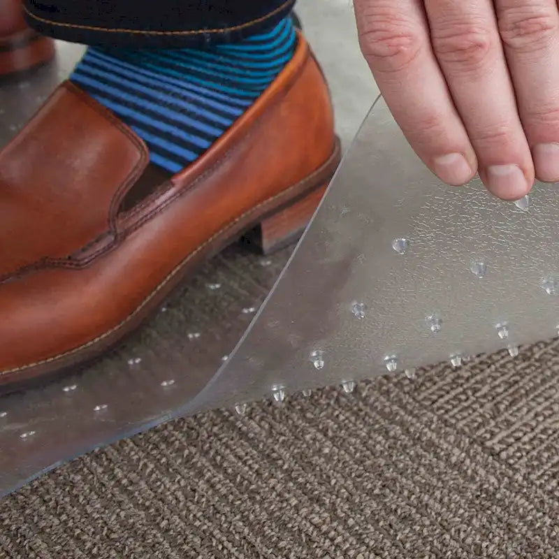 Tappeto salvapavimento borchiato in PVC per sedia da ufficio per moquette a pelo standard