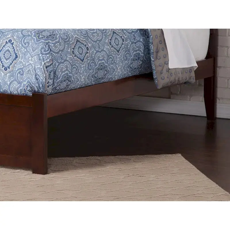 Letto matrimoniale con piattaforma e 2 cassetti in noce