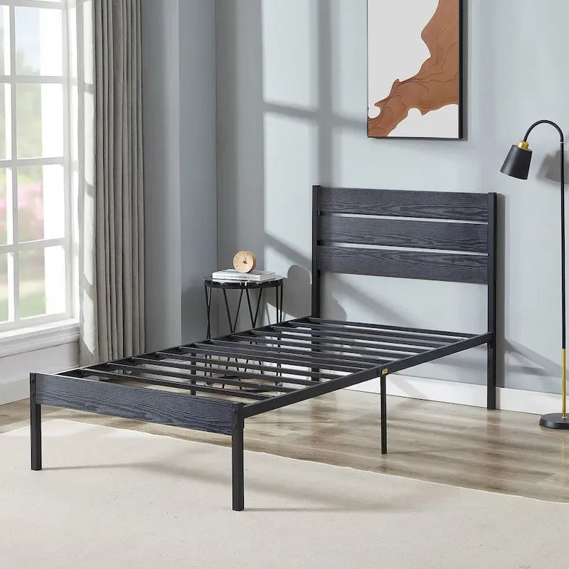Giroletto con testiera in legno, robuste doghe in metallo di supporto, non è necessario il box spring, nero