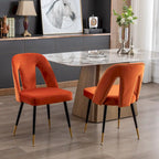Sedie da pranzo imbottite moderne e contemporanee con borchie e gambe in metallo