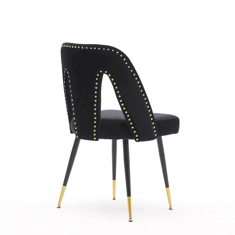 Sedie da pranzo imbottite moderne e contemporanee con borchie e gambe in metallo